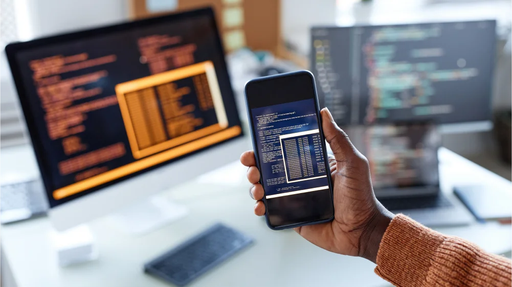 Soft Skills and Qualifications to Succeed in iOS App Development