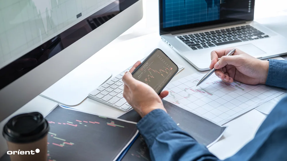 DeFi and blockchain-based financial software